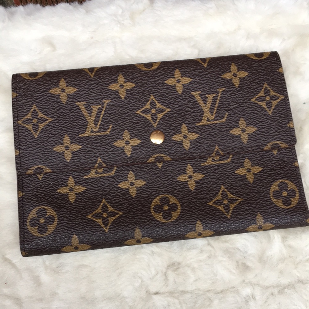 Louis Vuitton Wallet